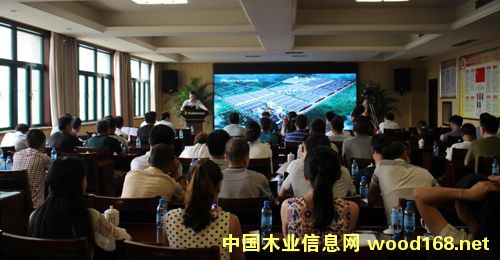 +ľƤ  ľƤ̻һλԱĻ