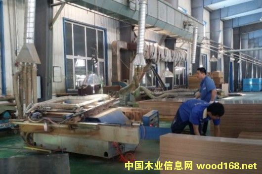 �й���һ�ҽ��ϰ峧�̿��Զ�����·