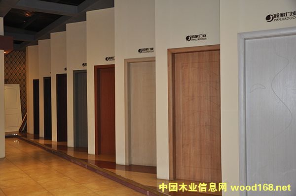 ��ɽľ����ҵ�������Է�չ