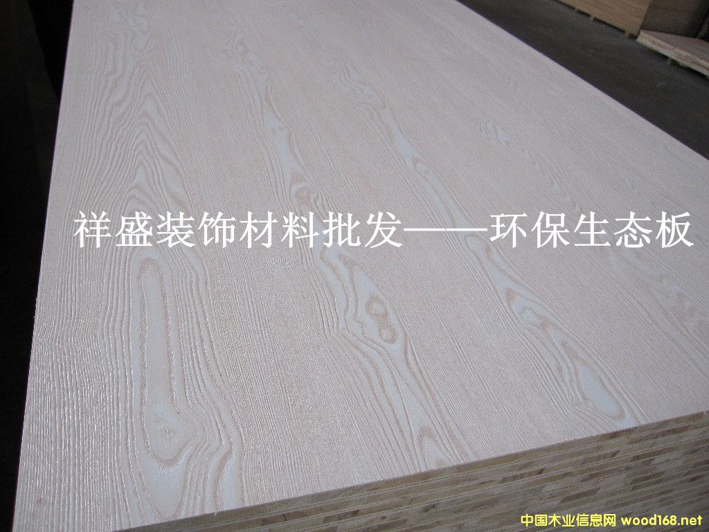 ����鿴������̬��Ŵ�ͼƬ