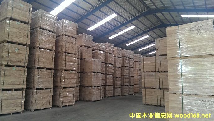 橡胶木楼梯部件批发 橡胶木楼梯部件批发