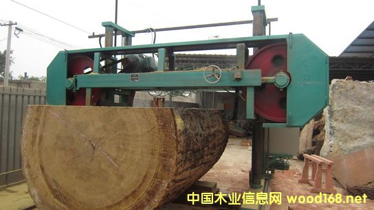 ľ���г����ԣ�Ϊ�ξ�峧��˻𱬣�