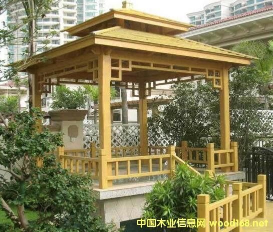 ��ɫ�����·���ľ�г���Ȼ����