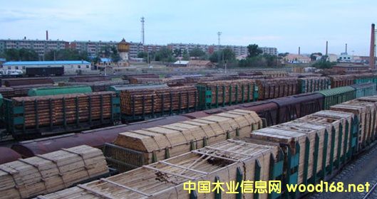 ������ڰ�����ľ�ļ������˳��չ��